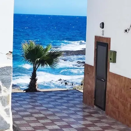El Charco, La Jaca Apartmán